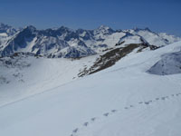 Randonn�es et ski de randonn�es en montagne dans les Pyr�n�es