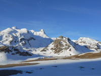 Randonn�es et ski de randonn�es en montagne dans les Pyr�n�es