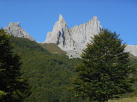 Randonn�es et ski de randonn�es en montagne dans les Pyr�n�es