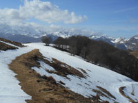 Randonn�es et ski de randonn�es en montagne dans les Pyr�n�es