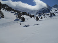 Randonn�es et ski de randonn�es en montagne dans les Pyr�n�es