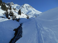 Randonn�es et ski de randonn�es en montagne dans les Pyr�n�es