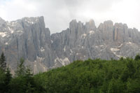 Randonn�es et ski de randonn�es en montagne dans les Pyr�n�es