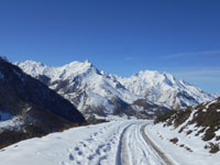 Randonn�es et ski de randonn�es en montagne dans les Pyr�n�es