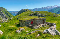 Randonn�es et ski de randonn�es en montagne dans les Pyr�n�es