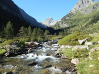 Randonn�es et ski de randonn�es en montagne dans les Pyr�n�es