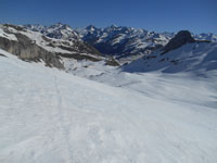 Randonn�es et ski de randonn�es en montagne dans les Pyr�n�es