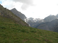 Randonn�es et ski de randonn�es en montagne dans les Pyr�n�es