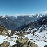 Randonn�es et ski de randonn�es en montagne dans les Pyr�n�es