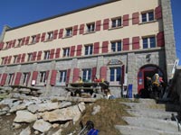 Randonn�es et ski de randonn�es en montagne dans les Pyr�n�es