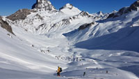 Randonn�es et ski de randonn�es en montagne dans les Pyr�n�es