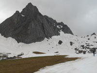 Randonn�es et ski de randonn�es en montagne dans les Pyr�n�es