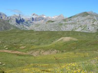 Randonn�es et ski de randonn�es en montagne dans les Pyr�n�es